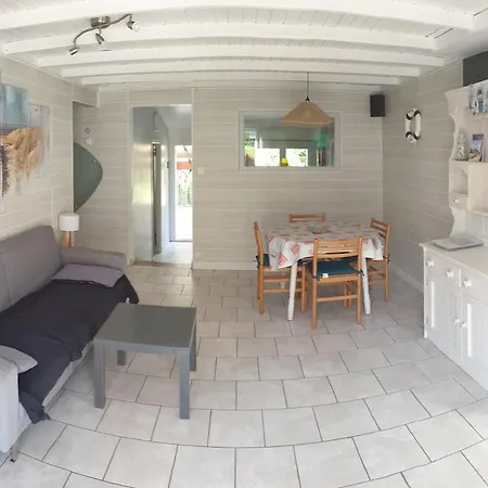 4 Personnes 55m2 Nyaraló